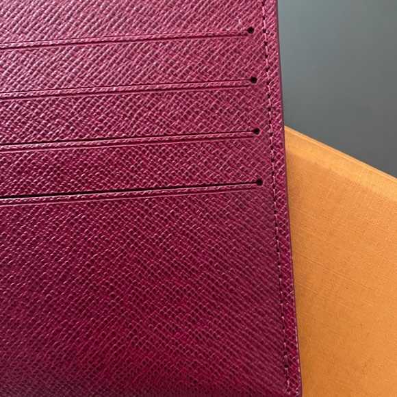 Louis Vuitton Felicie Card Holder Insert - Picture 5 of 7